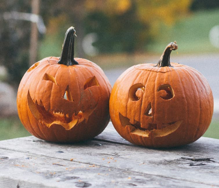Cover Image for A Halloween Extravaganza