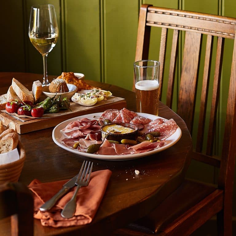 Cover Image for Our Saturday Menu at The Queen's Head