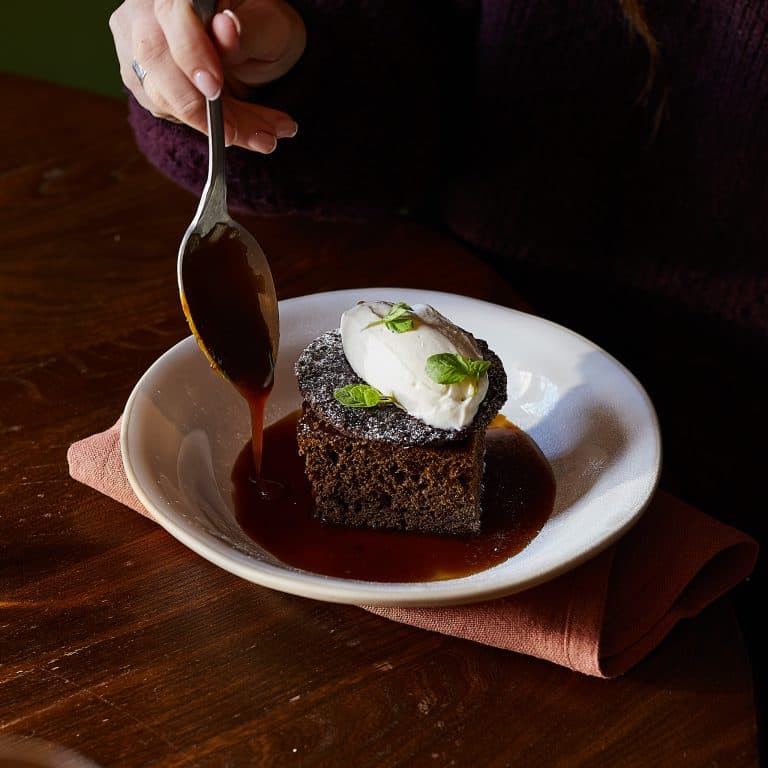 Cover Image for Our à la carte menu at The Queen's Head