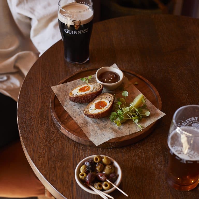 Cover Image for The Queen's Head Bar Menu