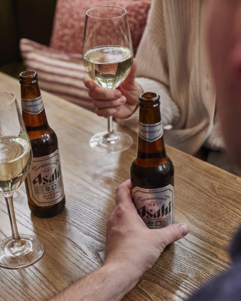 Cover Image for Time to Double Up, Happy Hour is Back at The Queen's Head!