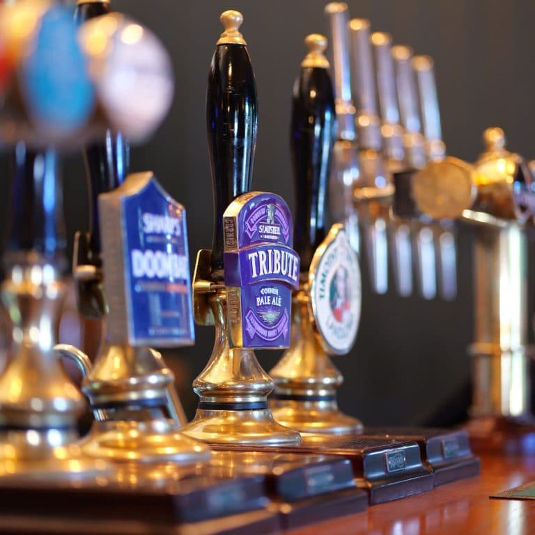 Cover Image for Tasting Flights for £6.75 at The Queen's Head for Beerfest