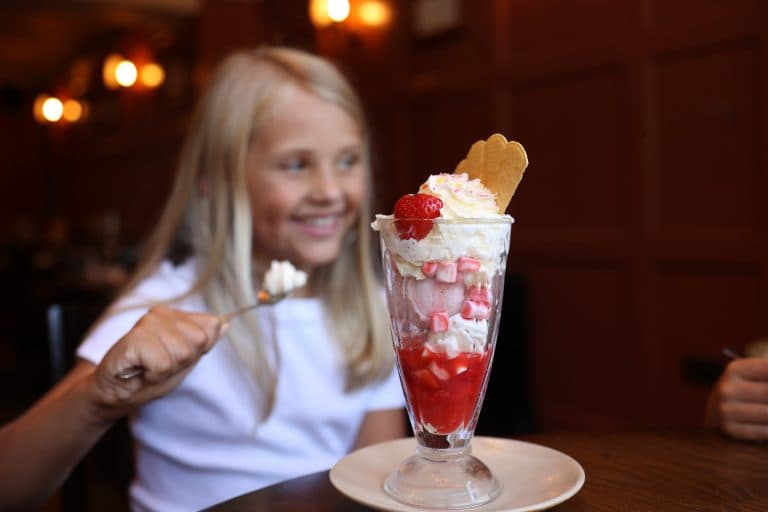 Cover Image for Kids Eat Free This Half Term at The Queen's Head